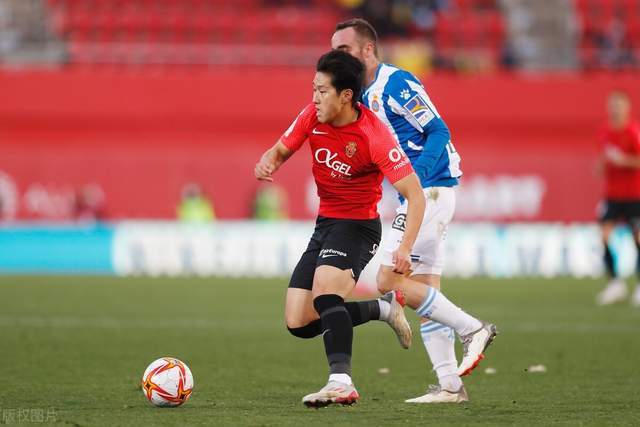 詹姆斯24+12浓眉22+13 湖人擒骑士升至西部第8